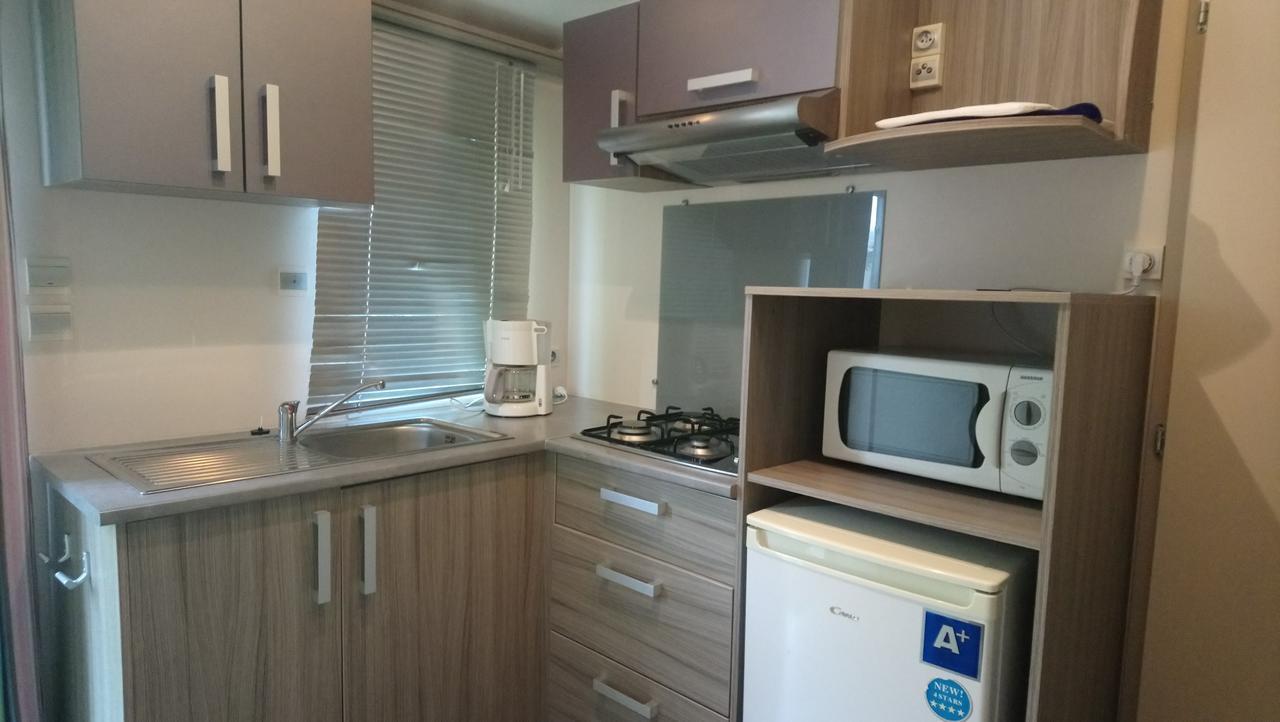 Camping L'Arada Parc 호텔 Sonzay 외부 사진